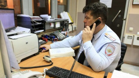 В Селенгинском районе полицейские вернули владелице похищенный с турбазы телефон